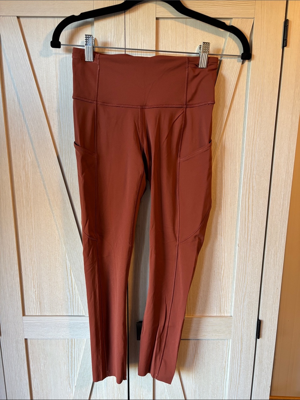 lululemon athletica High-Rise Rust Brown cropped run leggings size 4